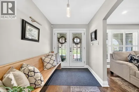 323 Queen Victoria Drive Hamilton ON L8W 1G6