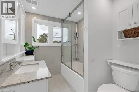 3460 Cawthra Road Mississauga ON L5A 2X7