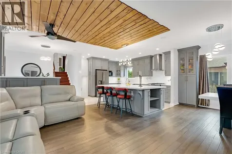 3460 Cawthra Road Mississauga ON L5A 2X7