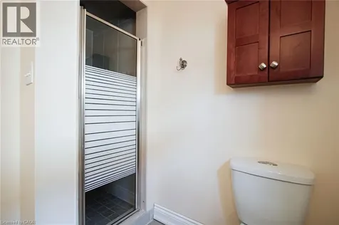 2216 Norfolk Drive Oakville ON L6H 6H4