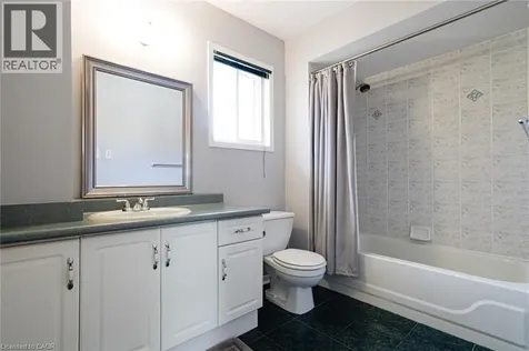 2216 Norfolk Drive Oakville ON L6H 6H4