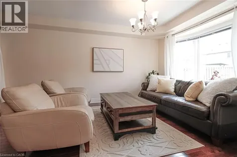 2216 Norfolk Drive Oakville ON L6H 6H4