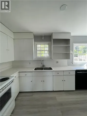 46 Plains Road East Burlington ON L7T 2B9
