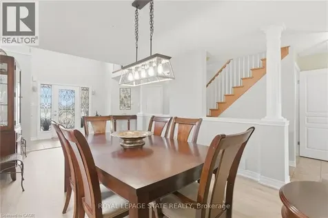 84 Duncairn Crescent Hamilton ON L9C 6G1