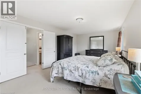 84 Duncairn Crescent Hamilton ON L9C 6G1