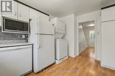 1214 Clyde Avenue Ottawa ON K2C 1Y4