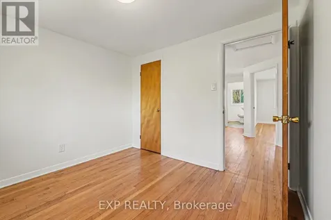 1214 Clyde Avenue Ottawa ON K2C 1Y4