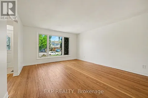 1214 Clyde Avenue Ottawa ON K2C 1Y4