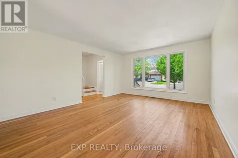 1214 Clyde Avenue Ottawa ON K2C 1Y4