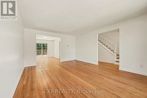 1214 Clyde Avenue Ottawa ON K2C 1Y4
