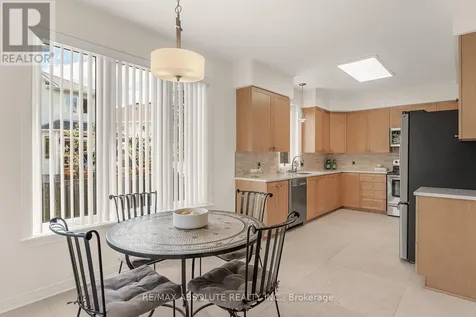 98 Yoho Drive Ottawa ON K2M 2V3