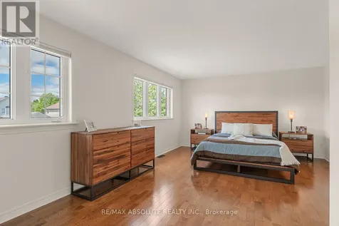 98 Yoho Drive Ottawa ON K2M 2V3