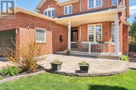 98 Yoho Drive Ottawa ON K2M 2V3