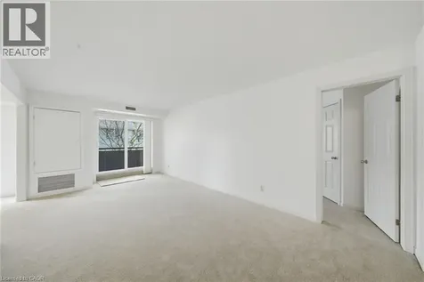 416 Limeridge Road East Hamilton ON L9A 2S7