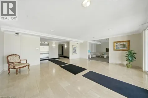 416 Limeridge Road East Hamilton ON L9A 2S7