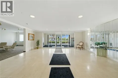 416 Limeridge Road East Hamilton ON L9A 2S7