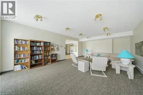 416 Limeridge Road East Hamilton ON L9A 2S7
