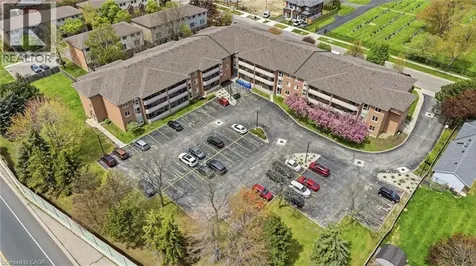 416 Limeridge Road East Hamilton ON L9A 2S7