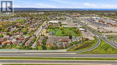 416 Limeridge Road East Hamilton ON L9A 2S7