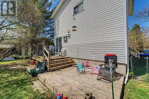 126 Robert Street East Penetanguishene ON L9M 1J2