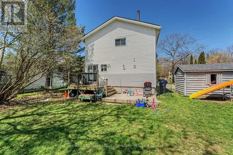 126 Robert Street East Penetanguishene ON L9M 1J2
