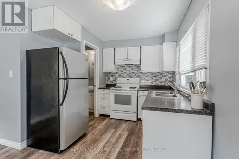 126 Robert Street East Penetanguishene ON L9M 1J2