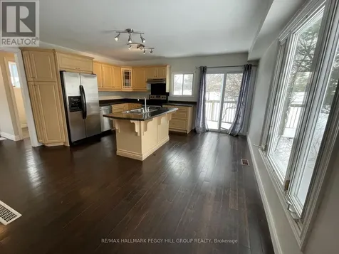 126 Robert Street East Penetanguishene ON L9M 1J2