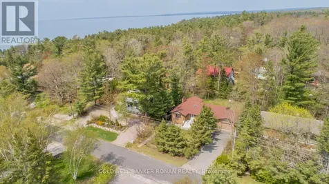 24 Pine Forest Drive Tiny ON L0L 2T0