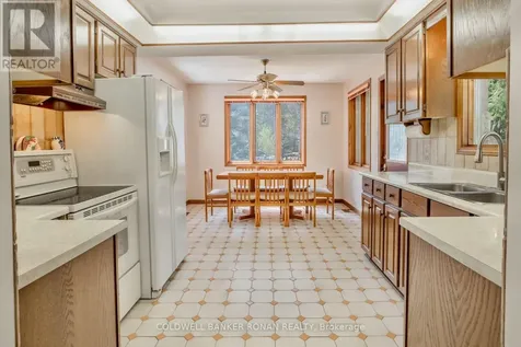24 Pine Forest Drive Tiny ON L0L 2T0
