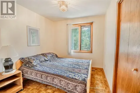 24 Pine Forest Drive Tiny ON L0L 2T0