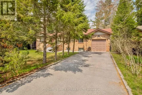 24 Pine Forest Drive Tiny ON L0L 2T0