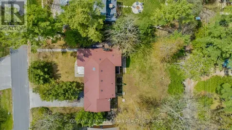 24 Pine Forest Drive Tiny ON L0L 2T0