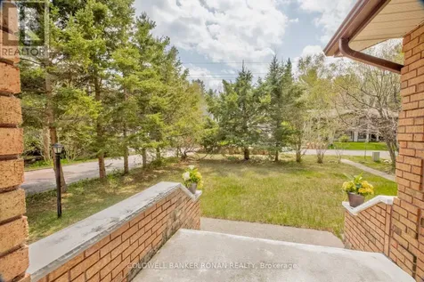 24 Pine Forest Drive Tiny ON L0L 2T0