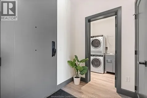 1624 Lauzon Windsor ON N8S 0B7