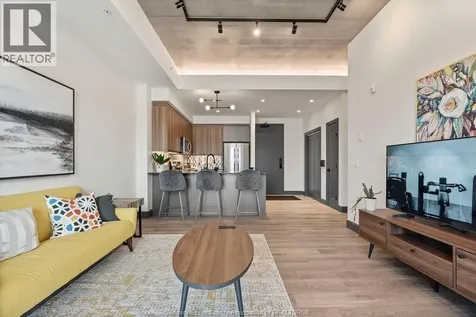 1624 Lauzon Windsor ON N8S 0B7