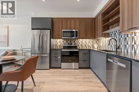 1624 Lauzon Windsor ON N8S 0B7