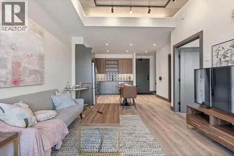 1624 Lauzon Windsor ON N8S 0B7