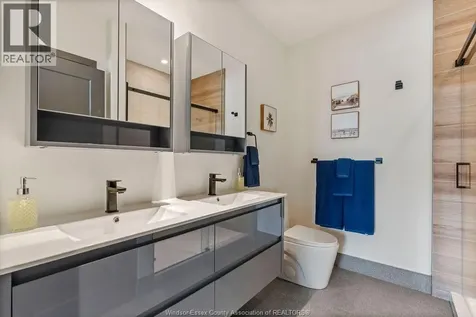 1624 Lauzon Windsor ON N8S 0B7