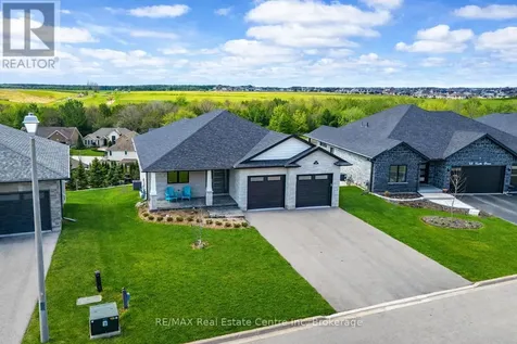 14 Faith Drive Mapleton ON N0G 1P0