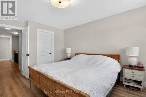 130 Courtland Street Blue Mountains ON L9Y 5L8