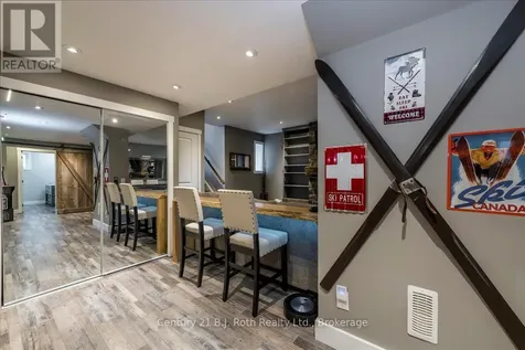 40 Grand Poplar Lane Wasaga Beach ON L9Z 0E2
