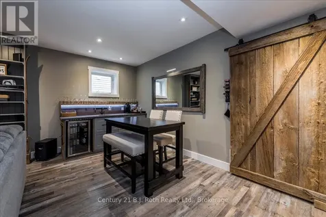 40 Grand Poplar Lane Wasaga Beach ON L9Z 0E2