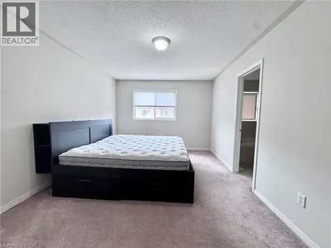 110 Highland Road East Kitchener ON N2M 3S1