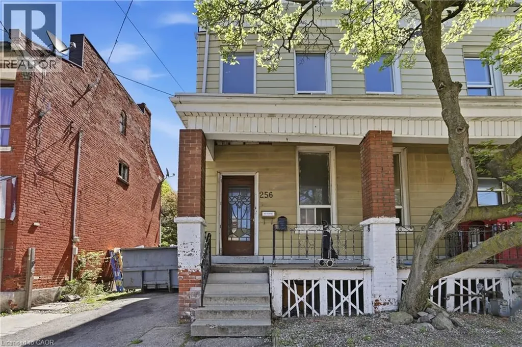 256 Bay Street North Hamilton ON L8L 1M3