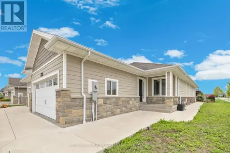1160 Alliance Street Lasalle ON N9H 0C3