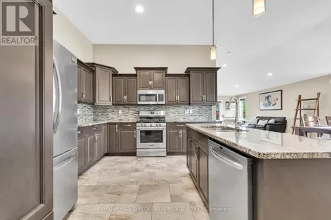 1160 Alliance Street Lasalle ON N9H 0C3