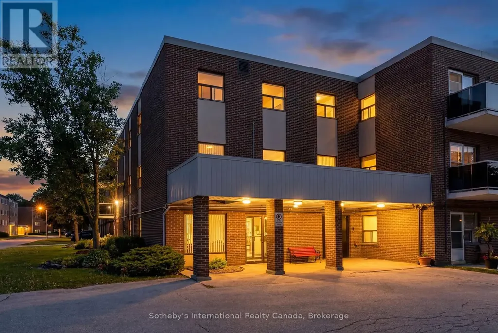 173 Eighth Street Collingwood ON L9Y 2C9