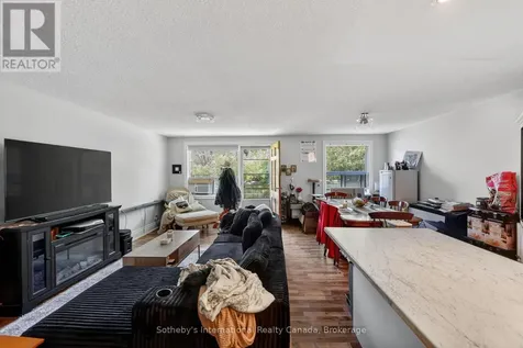 173 Eighth Street Collingwood ON L9Y 2C9