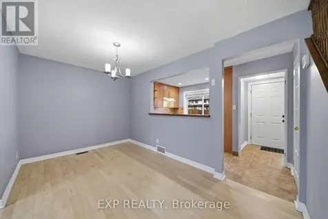 1713 Heatherington Road Ottawa ON K1V 8T8