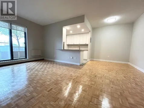 16 Cedarwoods Crescent Kitchener ON N2C 2L4